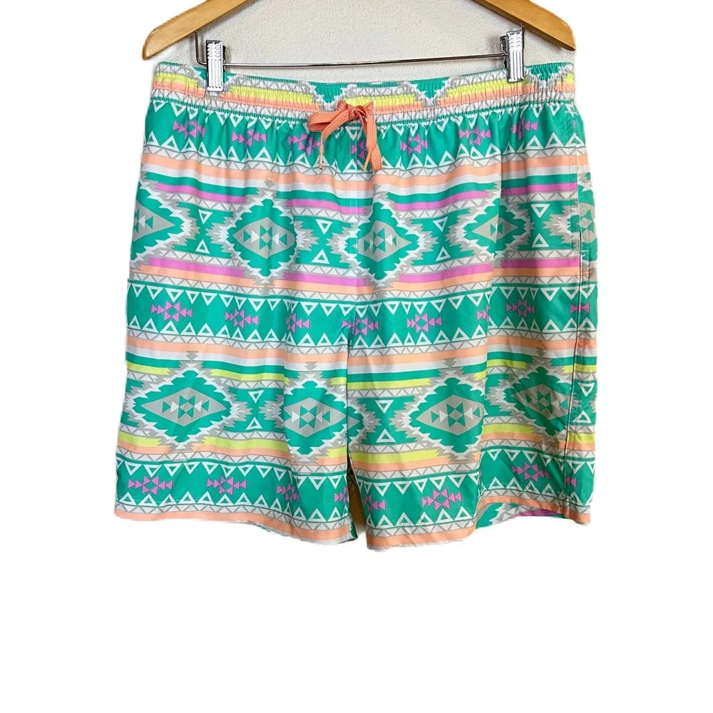 Chubbies The En Fuegos 7” Stretch Classic Swim Trunk Men’s 2XL‎ Aztec Multicolor